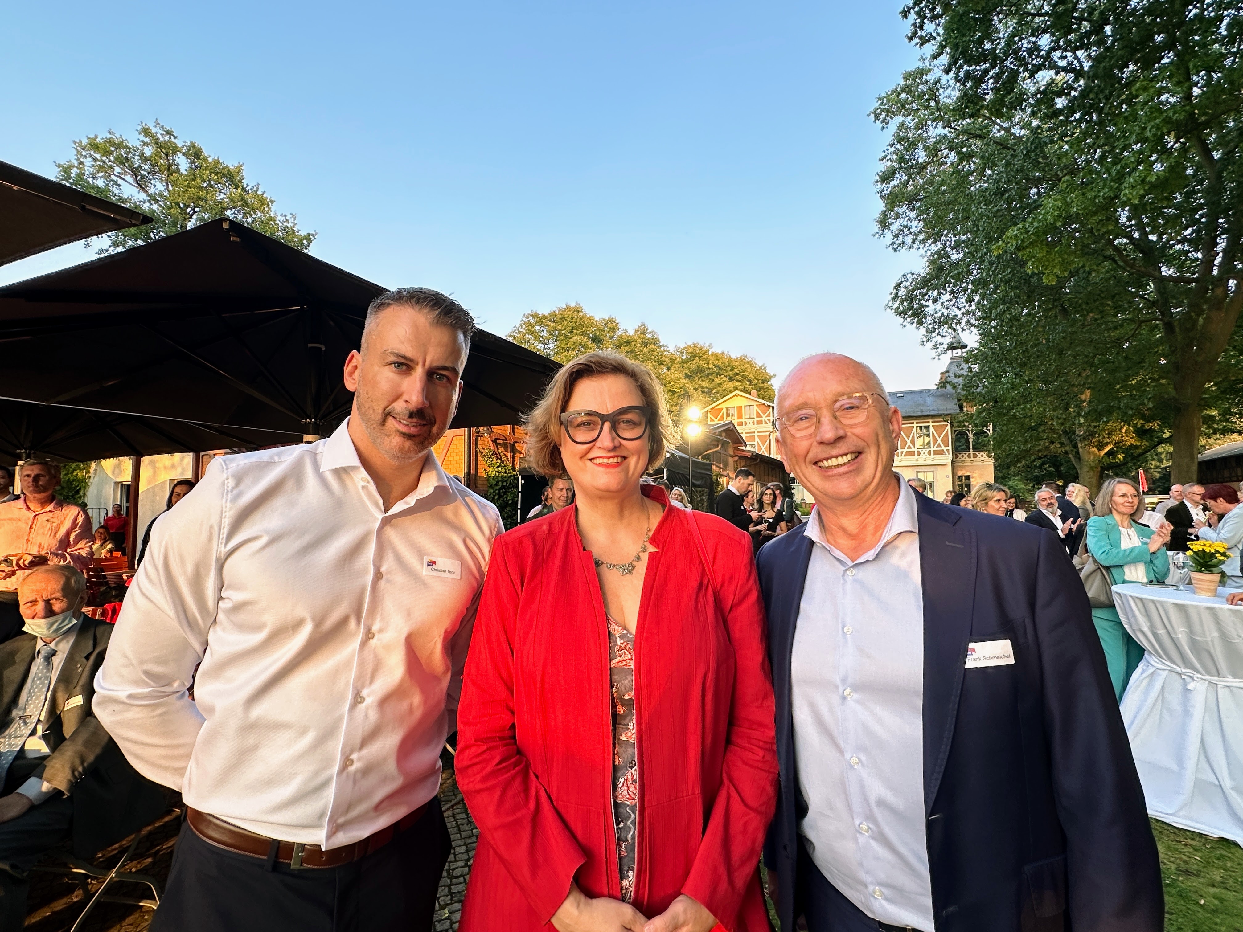 Christian Tonn, DAG, Dr. Ina Czyborra, Gesundheitssenatorin, und Frank Schmeichel, CEO Business Network Gruppe | BERLINboxx